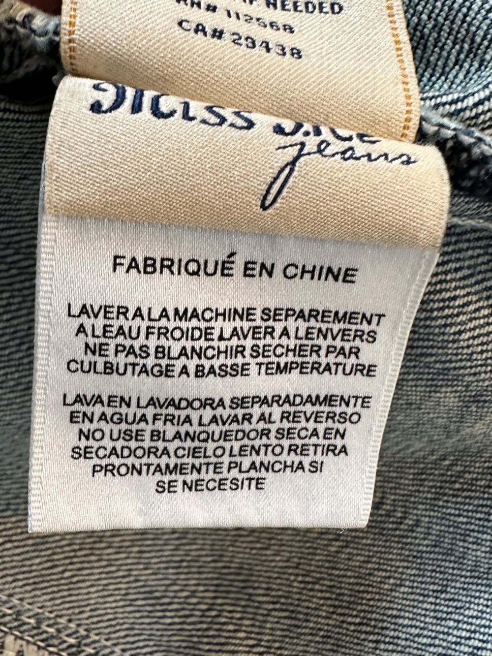 Miss Me Jacket Women's Sz M Blue Denim Embroidered Jean Cropped Coat - Picture 16 of 16